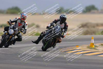 media/Sep-30-2023-SoCal Trackdays (Sat) [[636657bffb]]/Turn 15 (1120am)/